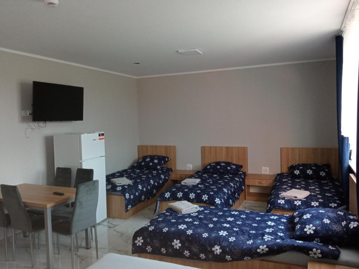 Czerwony Szafir Grodzisk Hostel Grodzisk Mazowiecki Exterior photo