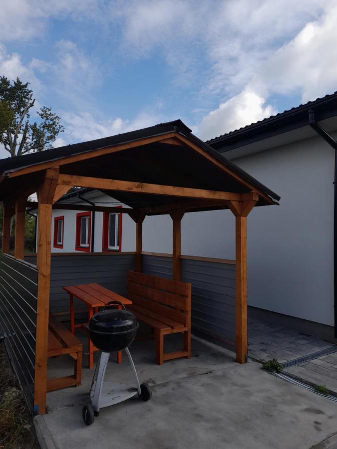 Czerwony Szafir Grodzisk Hostel Grodzisk Mazowiecki Exterior photo